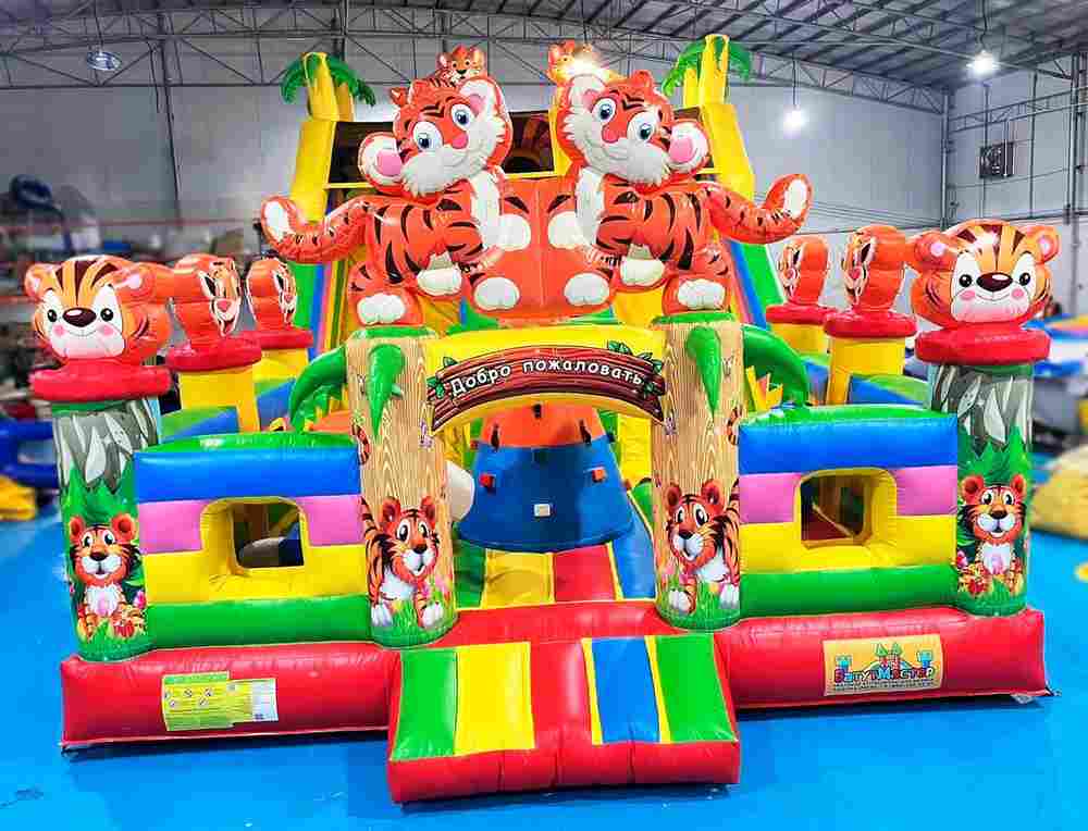 Коммерческий батут "Тигриная страна 5" 10*6*6 м