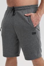 16 Шорты мужские