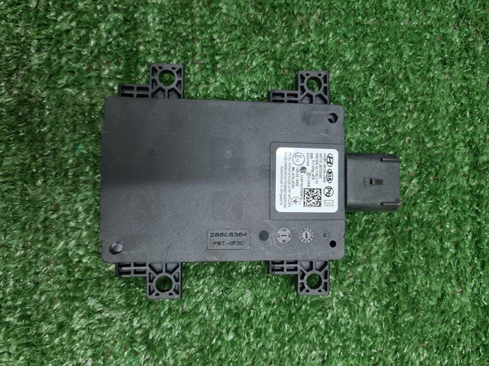 Датчик слепых зон Genesis G80 2 (2020-н.в.)