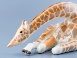 Скульптура Жираф с опущенной головой арт. 82.00983.00.1