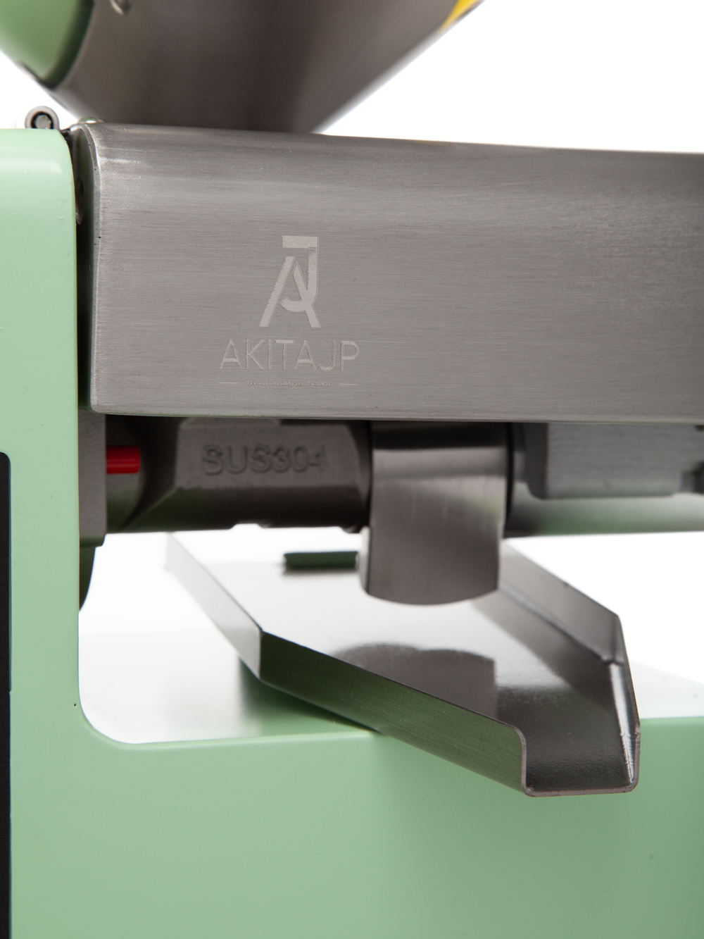 Маслопресс AKITAJP AKJP-300 шнековый электрический купить для дома: пресс холодного и горячего отжима масла