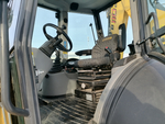 New Holland B110B Экскаватор-погрузчик B110B (Дизельный, 4,5 л, 110 л.с., АТ)