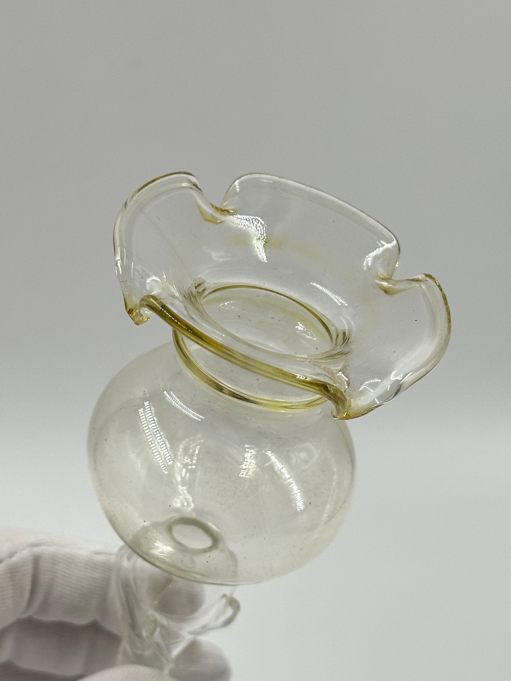 Ваза на витой ножке Лауша