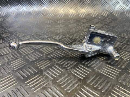 Цилиндр переднего тормоза Suzuki Intruder VS750 VR51A