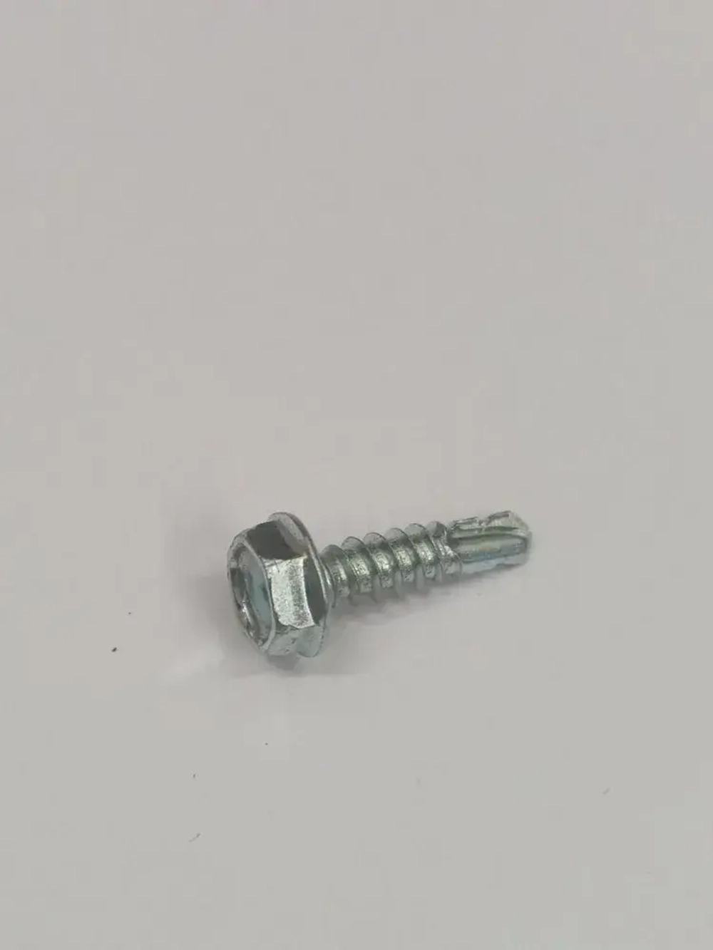 Саморез 4.2 x 16 мм 100 шт. 0.265 кг.