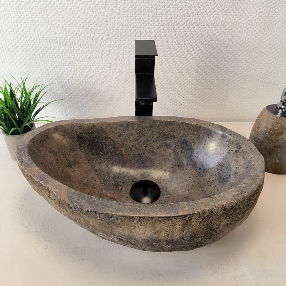 Раковина из речного камня RS-66028 47х31х14 из натурального камня