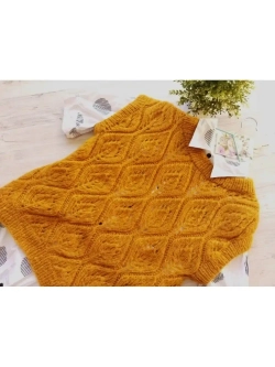 Жилет вязаный ажурный