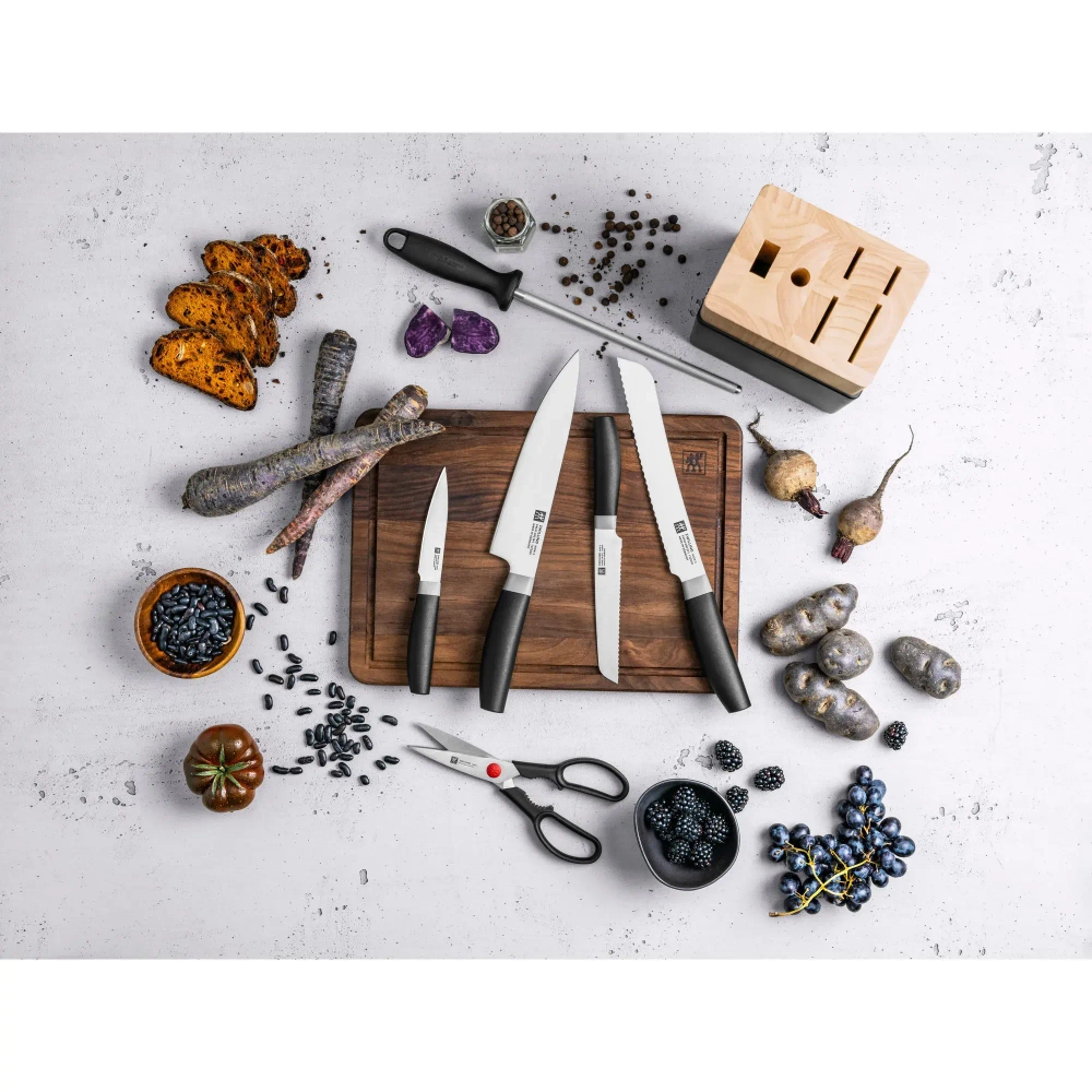 Zwilling Набор из 4 ножей в блоке Now S + ножницы + точилка