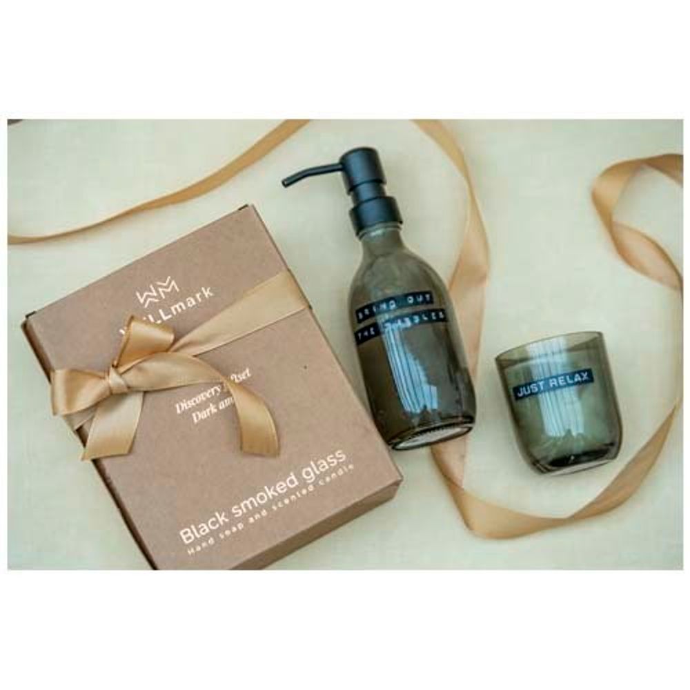 Набор Wellmark Discovery с дозатором мыла для рук объемом 200 мл и ароматизированной свечой 150 г с ароматом темного янтаря