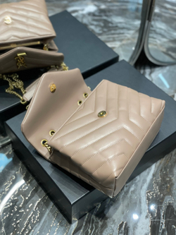 Saint Laurent Loulou 25 cm