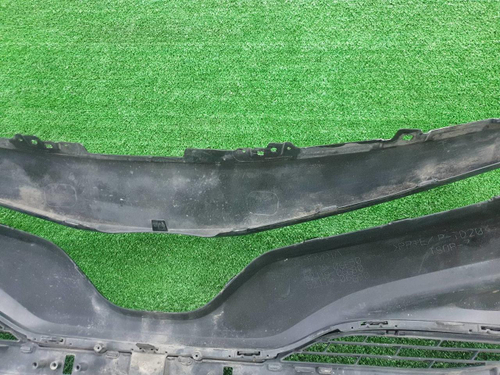 Бампер передний Toyota Camry 8 XV70 (2017-2021)