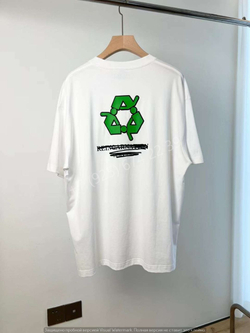 Футболка Vetements