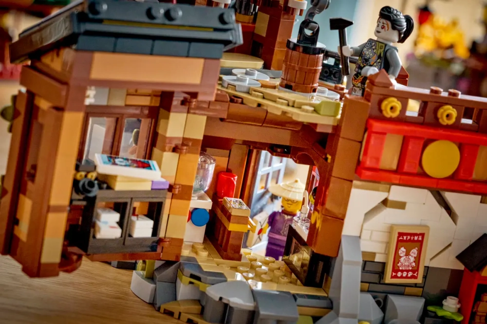 Конструктор LEGO Ninjago 71861 The Old Town 15th Anniversary