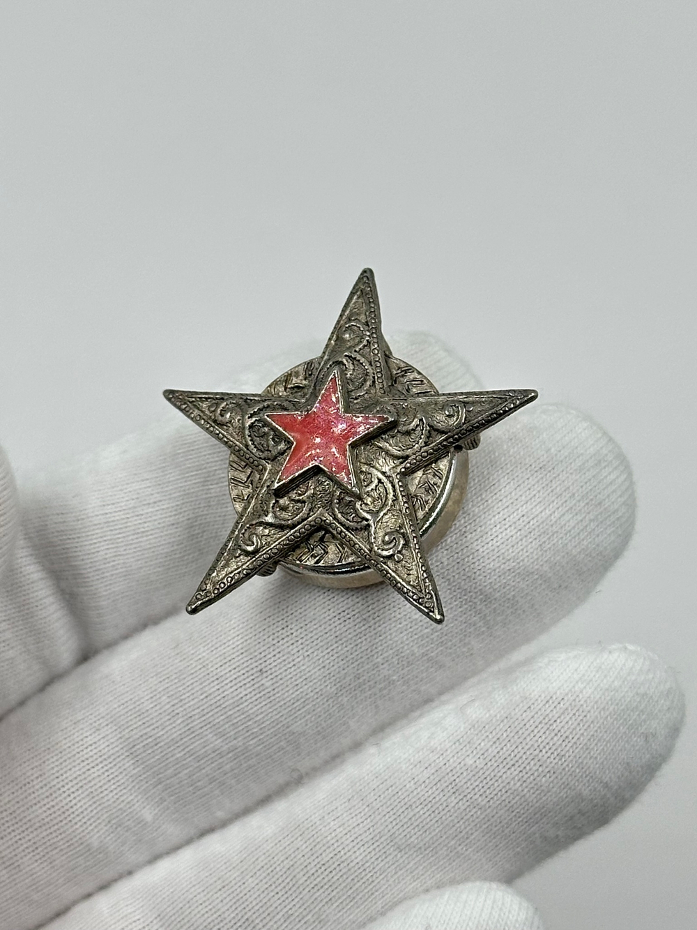 Накладка на пуговицу Звезда с красной эмалью