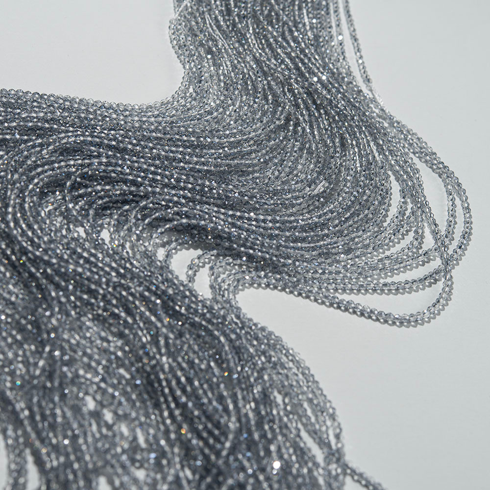 Серебристая шпинель синтетическая с покрытием, 2мм, шар, микроогранка