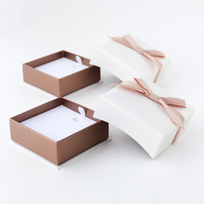 Футляр картонный, серия "КРЕМ-БРЮЛЕ", 100х100х43мм