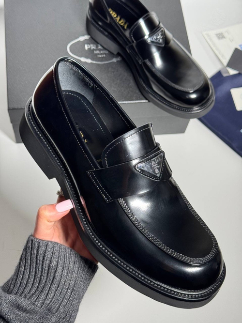 Лоферы Prada