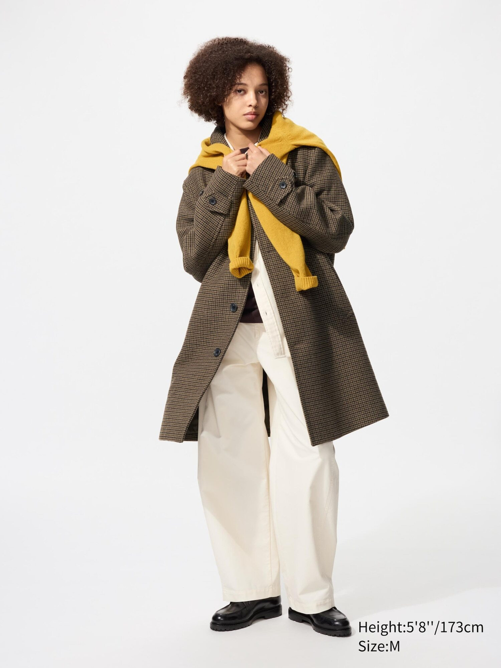 UNIQLO Пальто Balmacaan с узором, коричневый