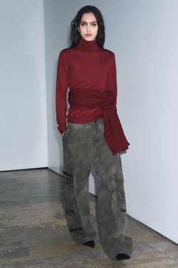 ZARA СВИТЕР ИЗ ШЕРСТИ С ВЫСОКИМ ВОРОТНИКОМ, ГРАНАТОВЫЙ