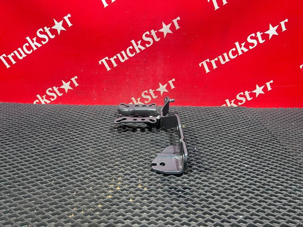 Кронштейн воздушных трубок