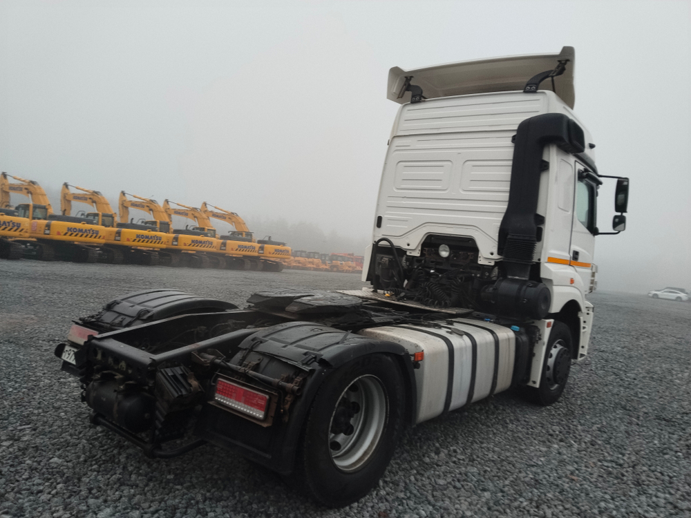 КамАЗ 5490 4x2 Седельный тягач 5490-033-87(S5) (Дизельный, 12,0 л, 401 л.с., АТ)
