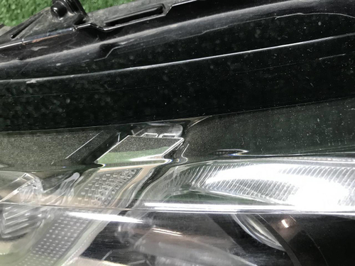 Битая Фара левая Toyota Camry xv70 (2017-н.в.) LED