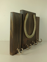 Ключница с подковой. 3-х секционная