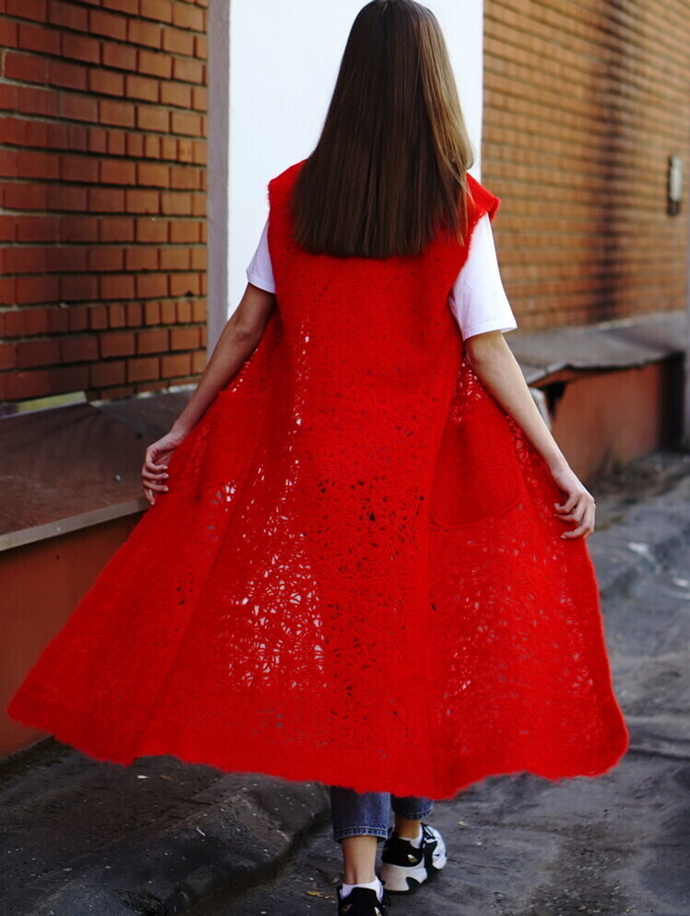 Ажурный жилет "Красный"