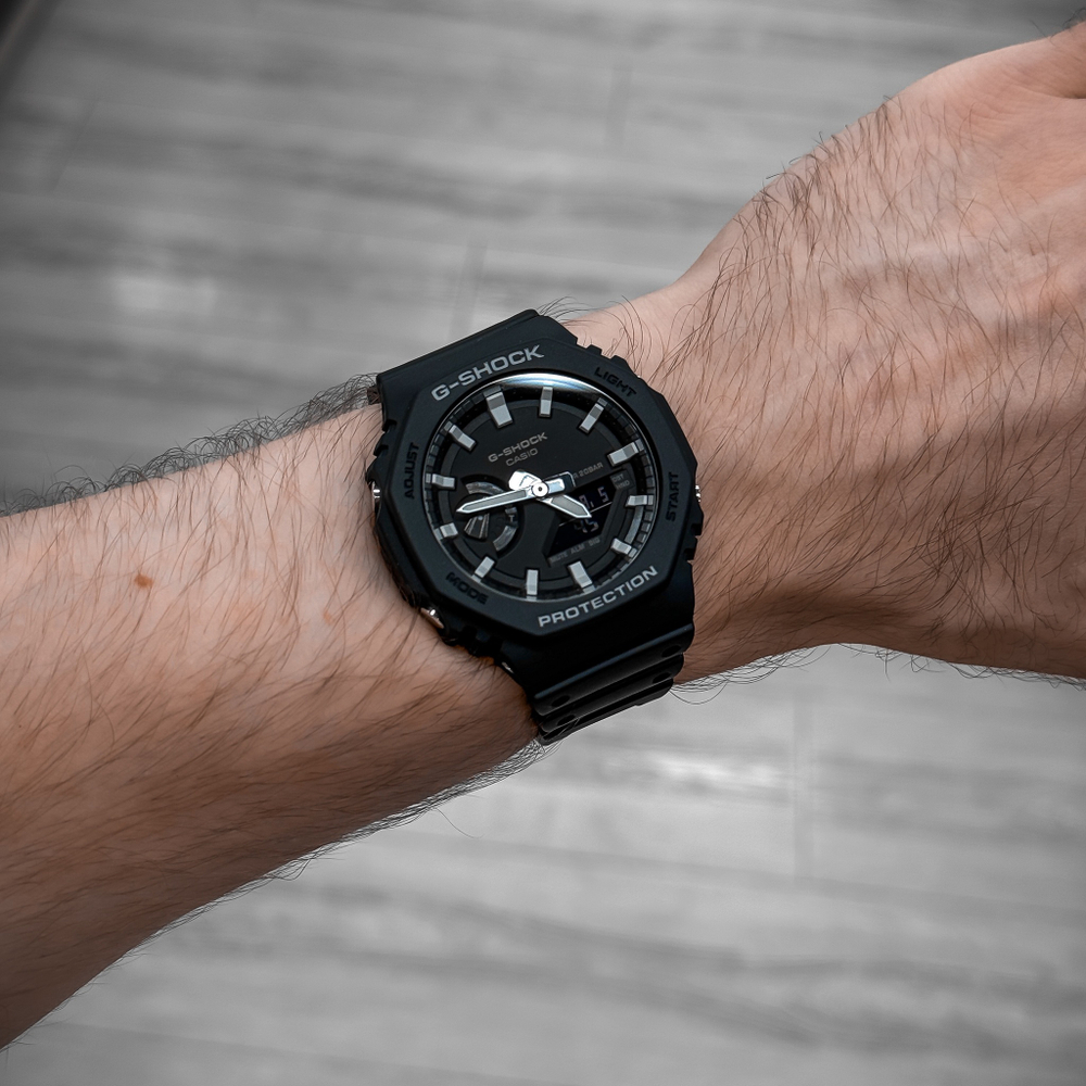 Наручные часы Casio GA-2100-1A