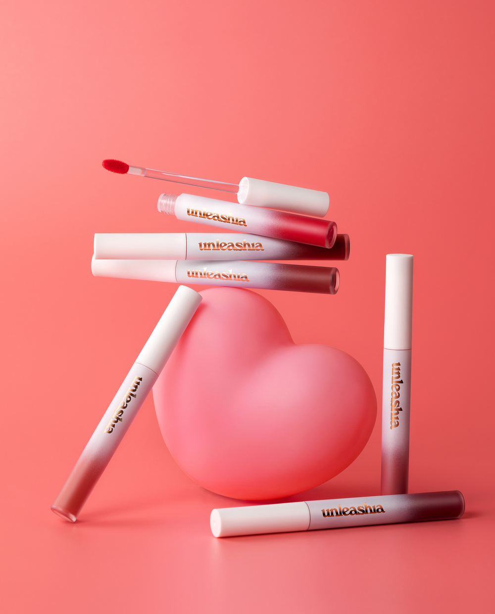UNLEASHIA Luv Hug Velvet Tint - Вельветовый тинт для губ