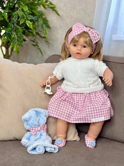 Кукла Marina and Pau 63cм Leonor мягконабивная (1905K)