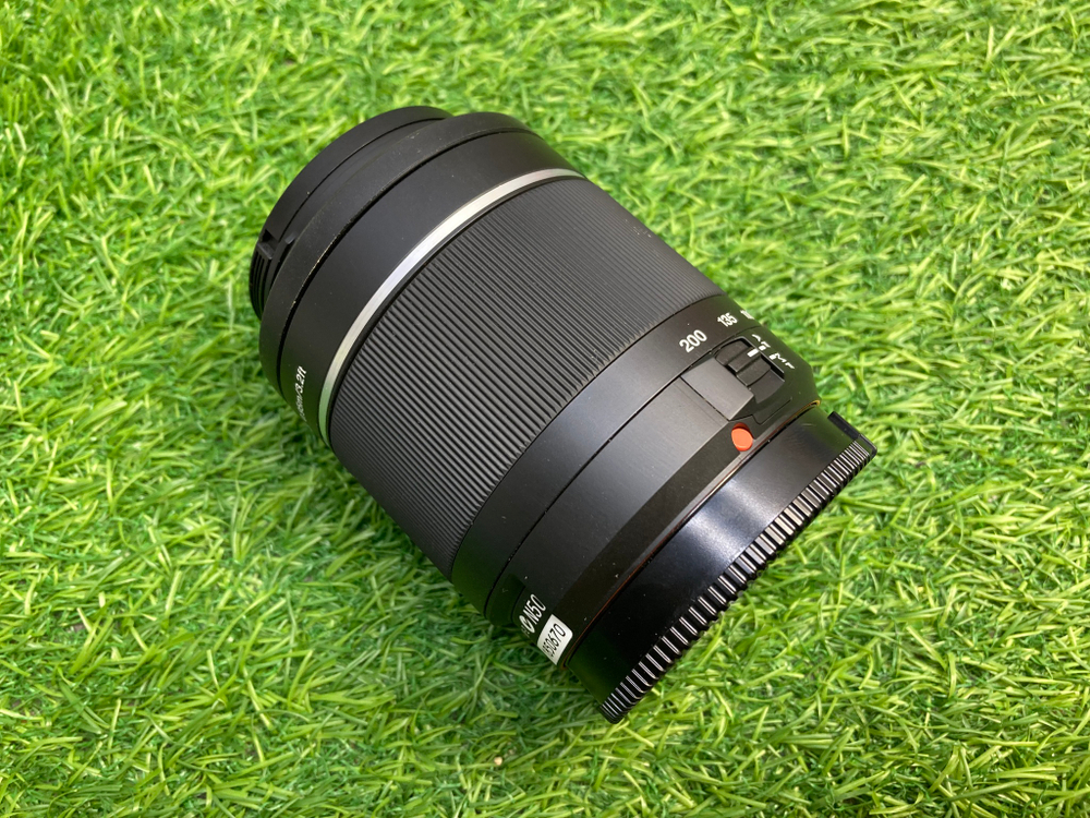 Sony DT 55-200mm 4-5.6 SAM