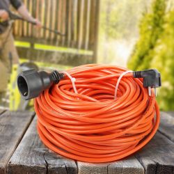 Удлинитель силовой ЭРА UPx-1e-3x1.5-40m в бухте c заземлением 1 розетка 40м ПВС 3х1.5мм2