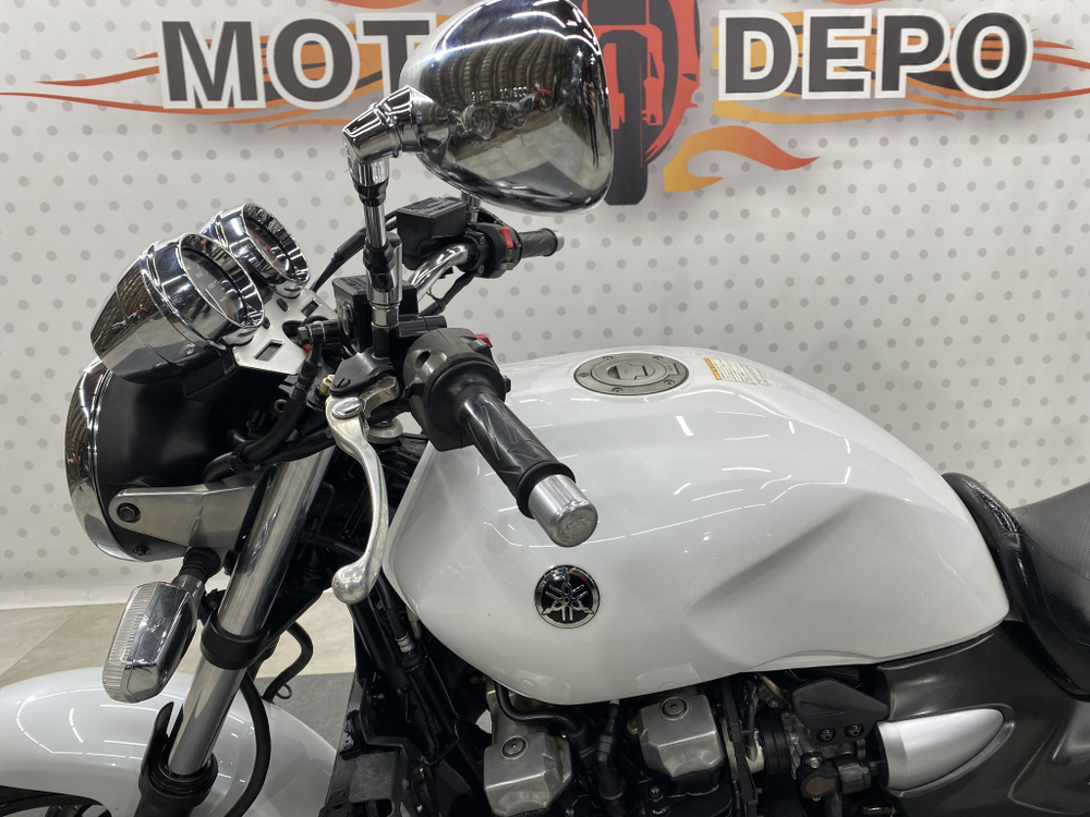 Yamaha XJR1300 , 2013