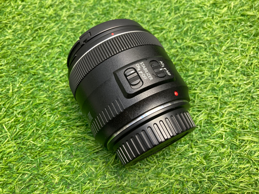 Canon EF 35mm 2 IS USM