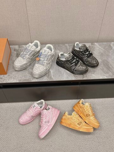Louis Vuitton Trainer (4 colors)