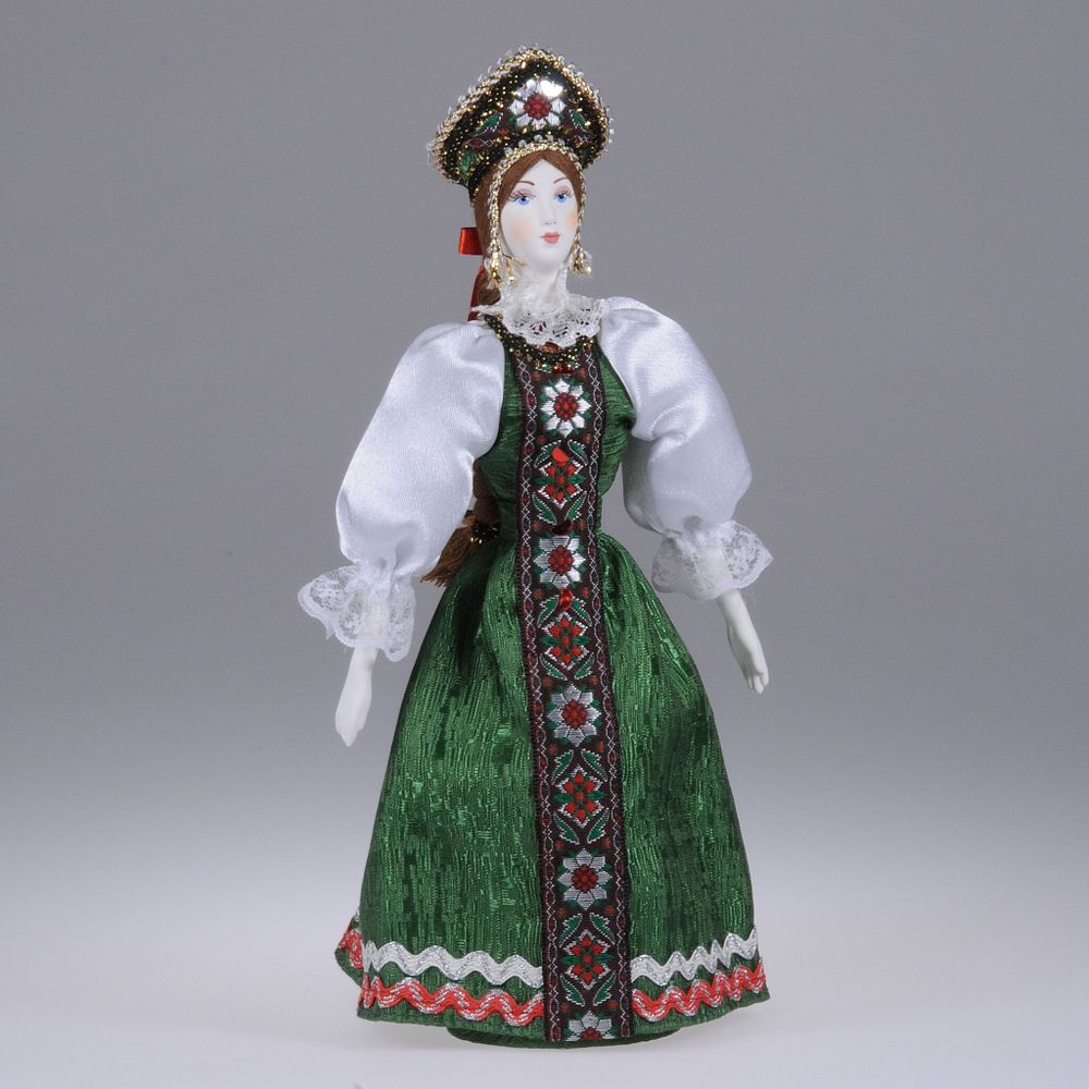 Сувенирная кукла в русском народном девичьем костюме
