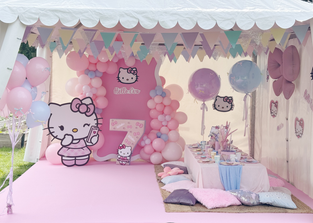 Hello Kitty for Eva