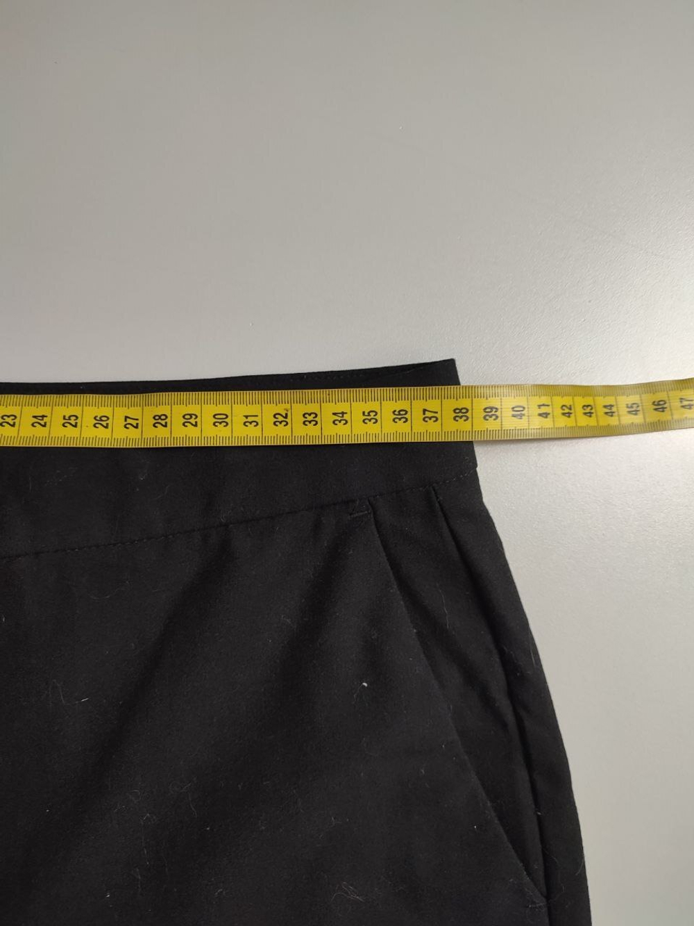 Брюки Zara удобной посадки, маркировка 34, визуально на 40 размер