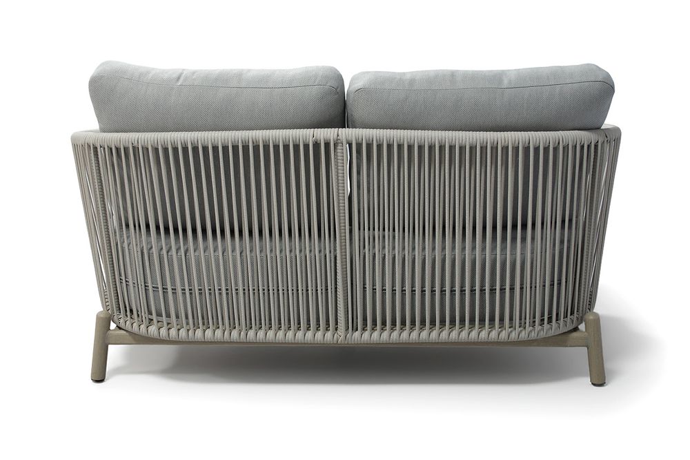 "Прато" диван двухместный из искусственного ротанга, цвет светло-серый, каркас под дерево (холодно-бежевый)