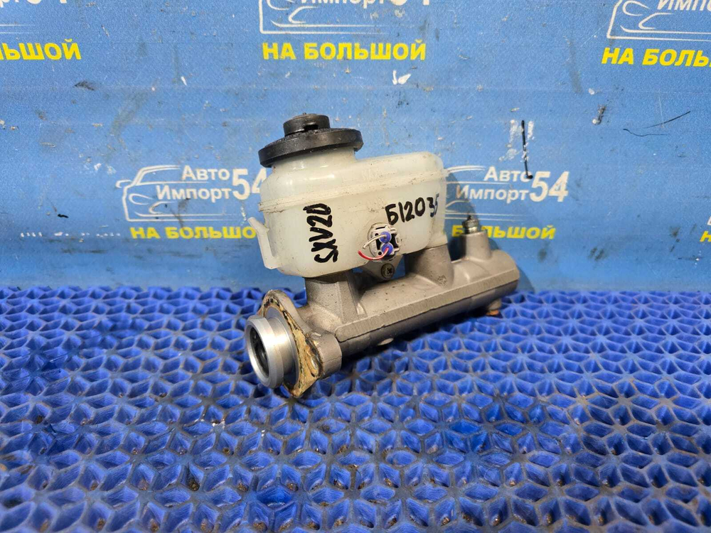 Главный тормозной цилиндр TOYOTA CAMRY GRACIA 1999-2001