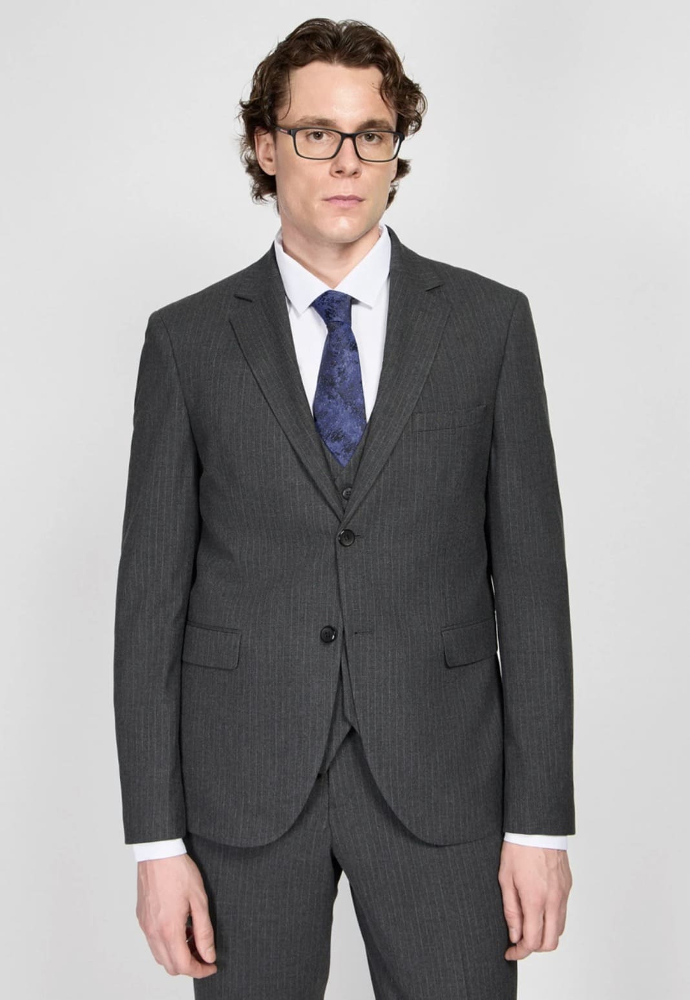 Мужской костюм тройка (темно-серый) В84