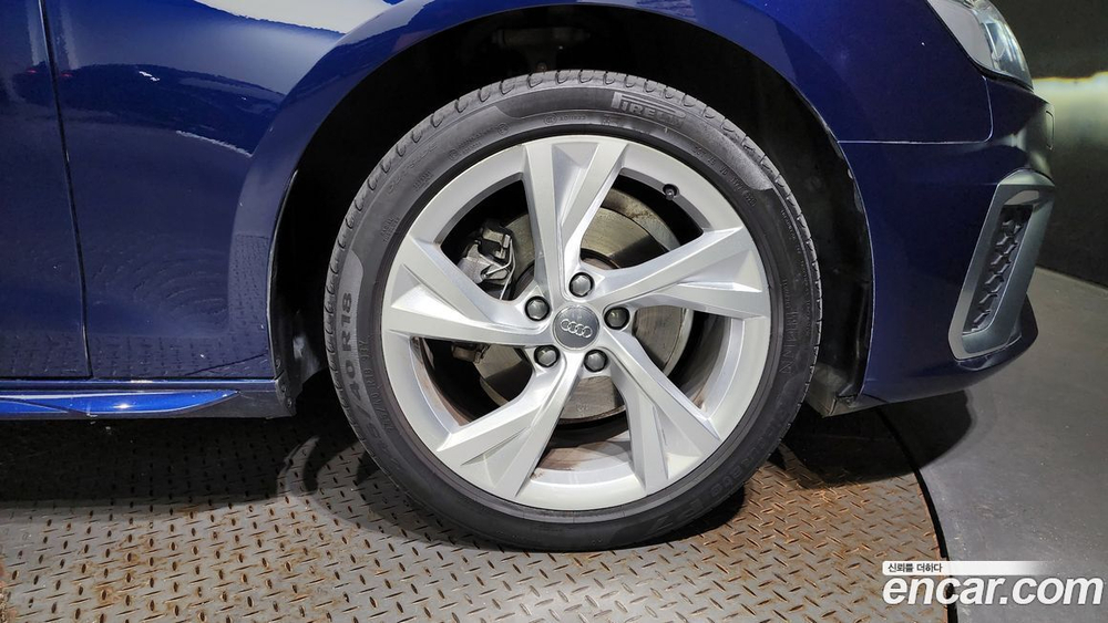 Audi A4 (B9) 35 TDI Premium (01.2021)