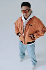 Бомбер VNVA оранжевый