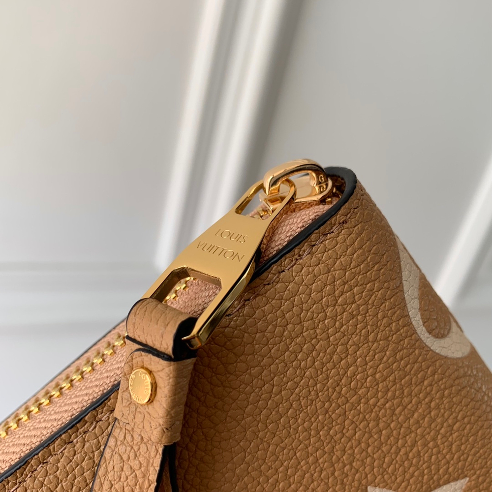 Louis Vuitton Zippy Wallet