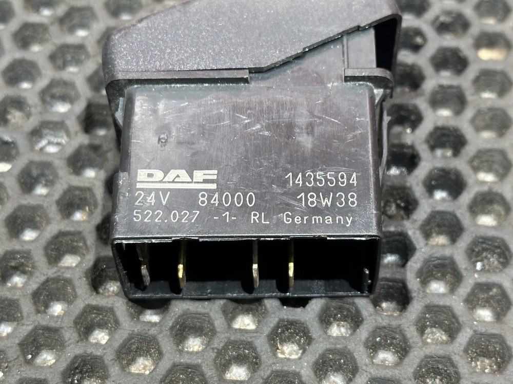 Кнопка управления подвеской