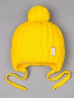 Шапка для девочки осенняя вязаная на завязках