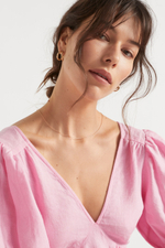 Льняное короткое бохо платье (розовый)