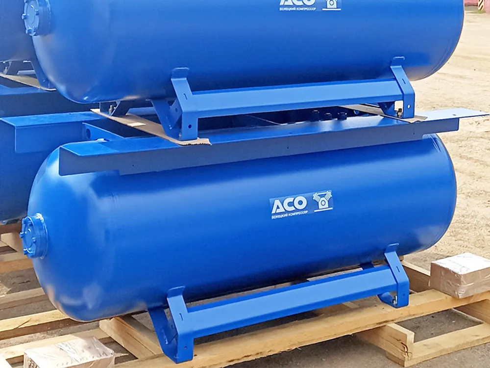 Ресивер горизонтальный РГ 500/10 с плитой для установки винтового компрессора и осушителя