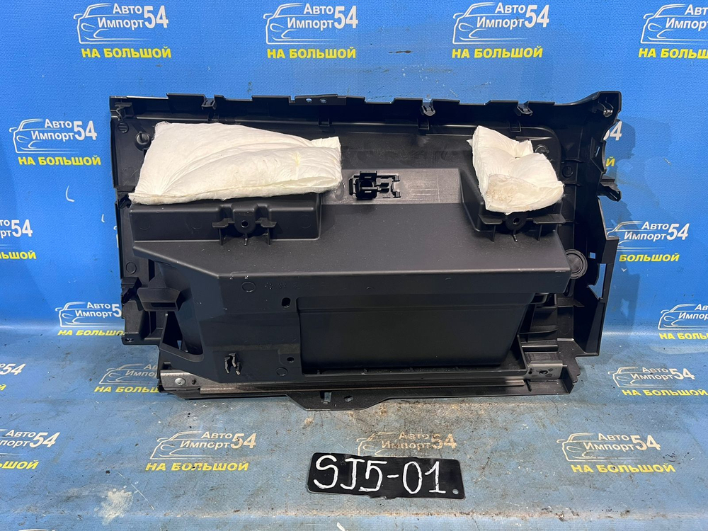 Бардачок пассажирский SUBARU FORESTER 2012-2016
